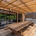 Poli Resort, Calme Et Haut-de-gamme Au Sommet *