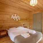 Poli Resort, Calme Et Haut-de-gamme Au Sommet بيت للعطل كسونبورت-لونجمير