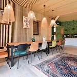 Poli Resort, Calme Et Haut-de-gamme Au Sommet كسونبورت-لونجمير