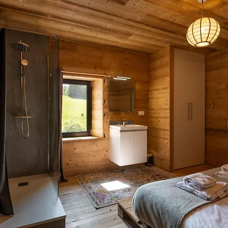 Poli Resort, Calme Et Haut-de-gamme Au Sommet Hébergement de vacances *