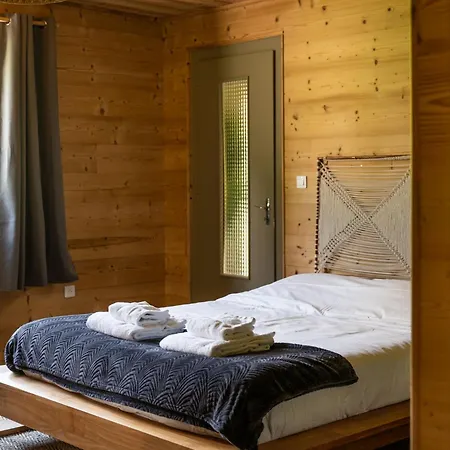 Poli Resort, Calme Et Haut-de-gamme Au Sommet
