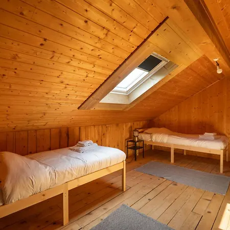 Poli Resort, Calme Et Haut-de-gamme Au Sommet Hébergement de vacances