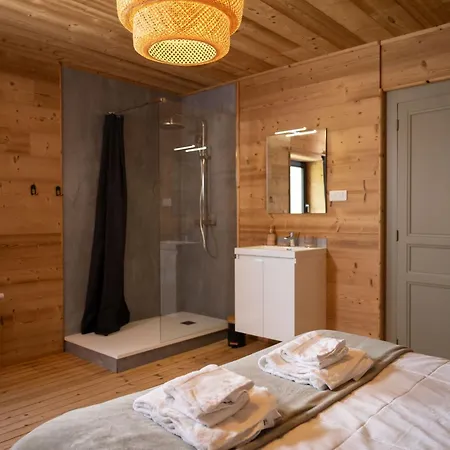 Poli Resort, Calme Et Haut-de-gamme Au Sommet