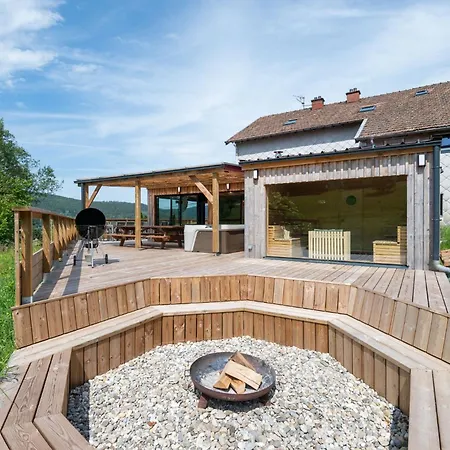 בית נופש Poli Resort, Calme Et Haut-de-gamme Au Sommet