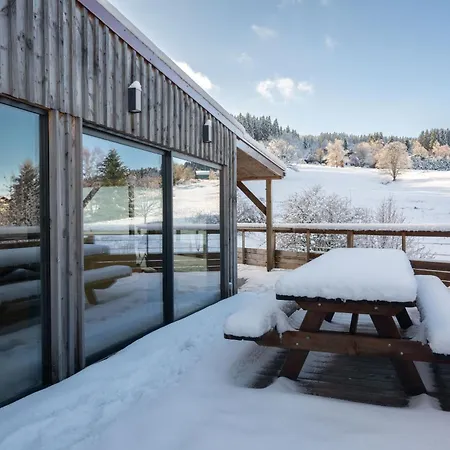 Poli Resort, Calme Et Haut-de-gamme Au Sommet