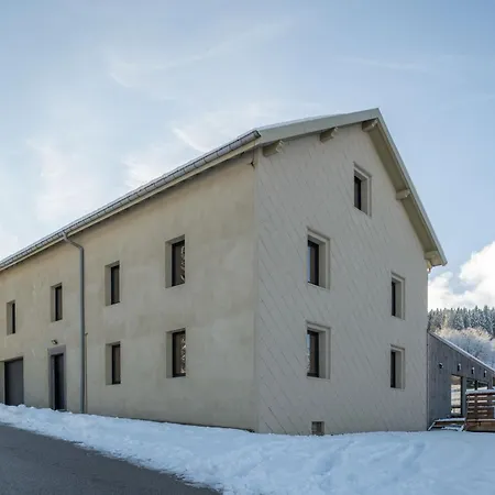 Prázdninový dům Poli Resort, Calme Et Haut-de-gamme Au Sommet