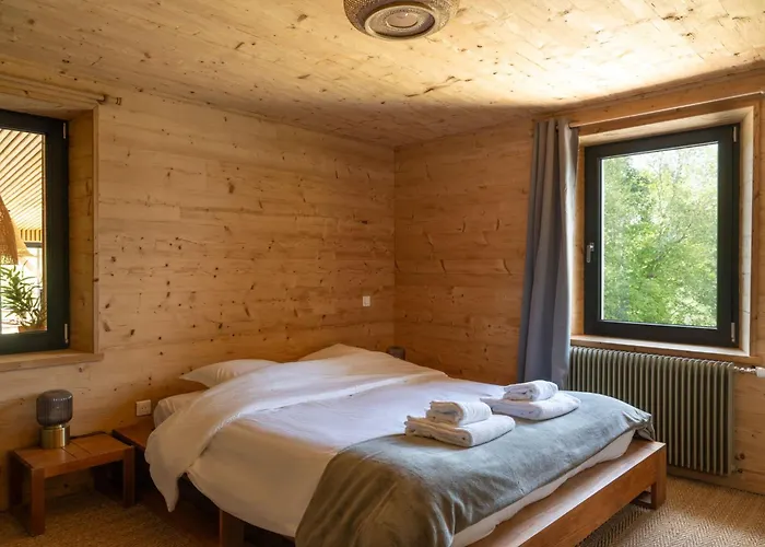 Poli Resort, Calme Et Haut-de-gamme Au Sommet