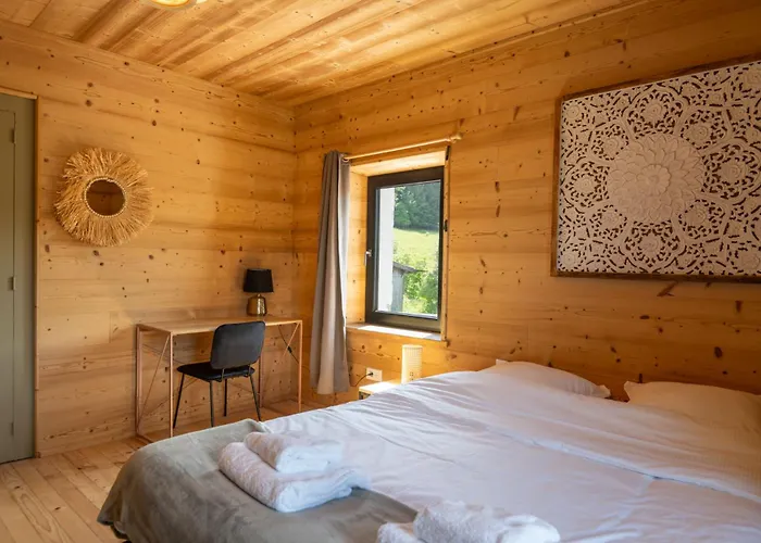 Prázdninový dům Poli Resort, Calme Et Haut-de-gamme Au Sommet *