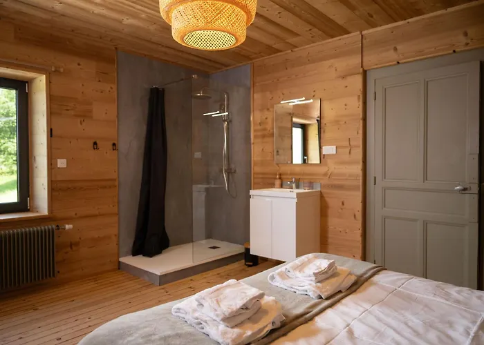 Poli Resort, Calme Et Haut-de-gamme Au Sommet